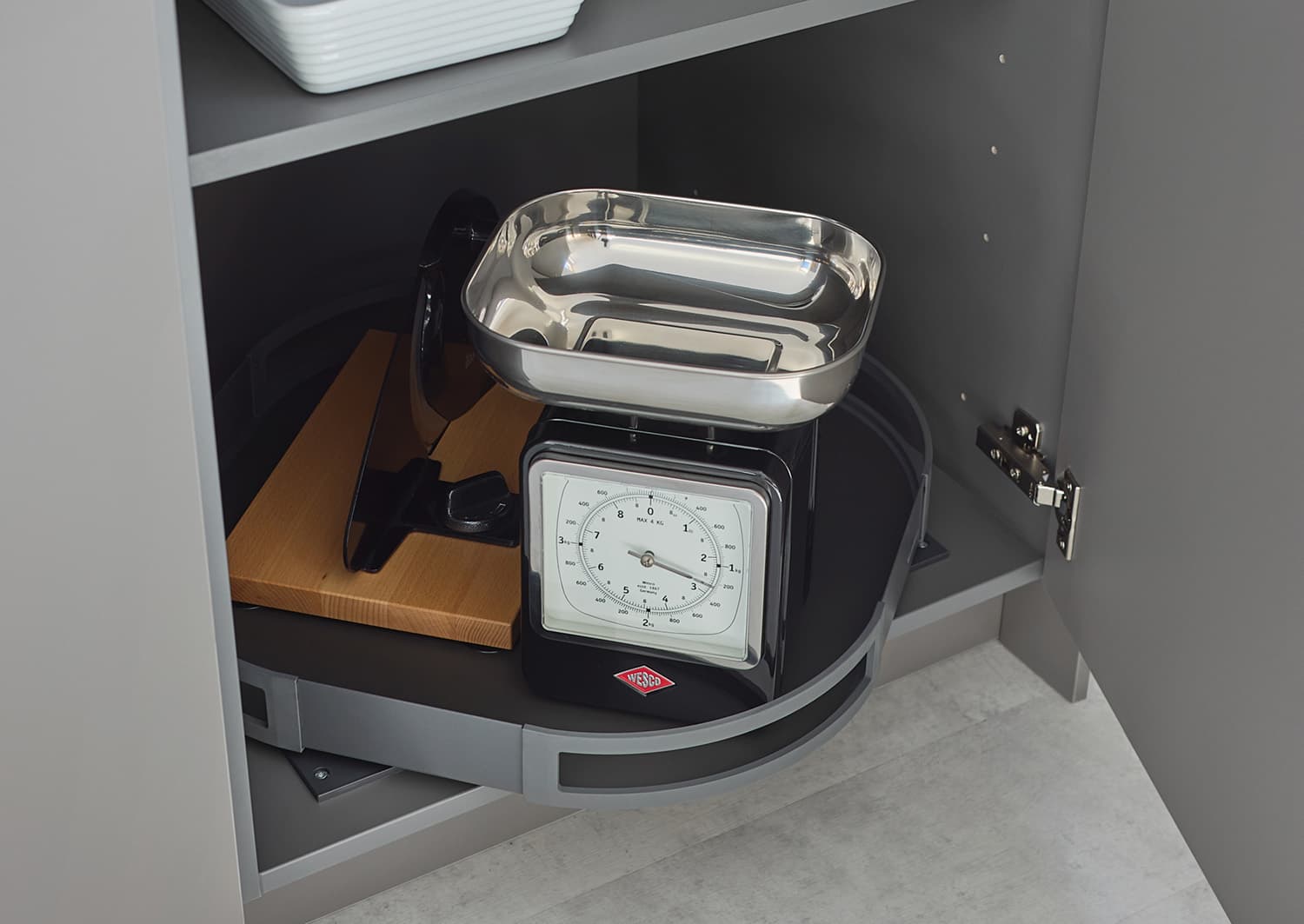 TurnMotion III - Vysoké skříně 4